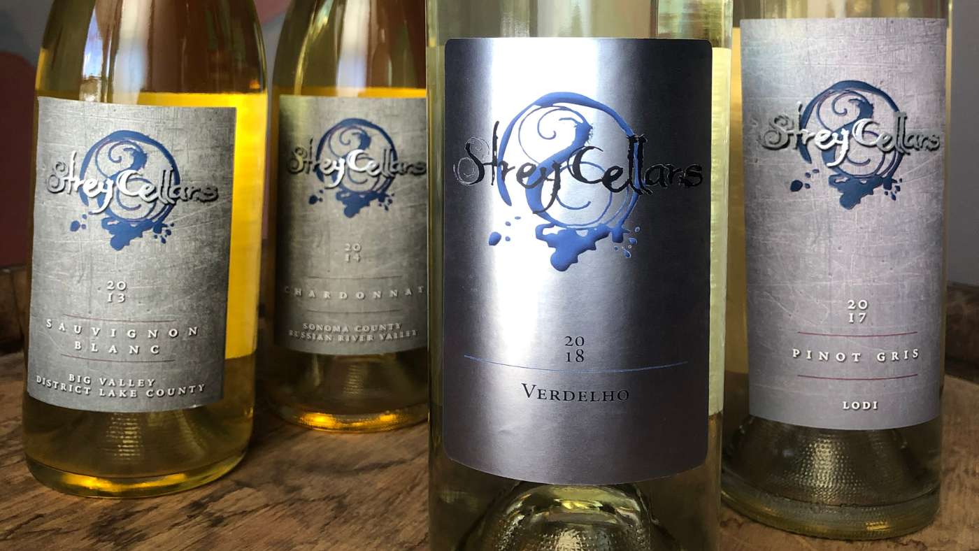 WhiteWhiteWine b